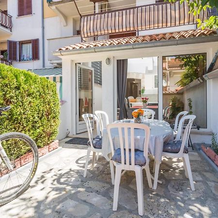 Family Apartment Romina Vrsar Exterior foto